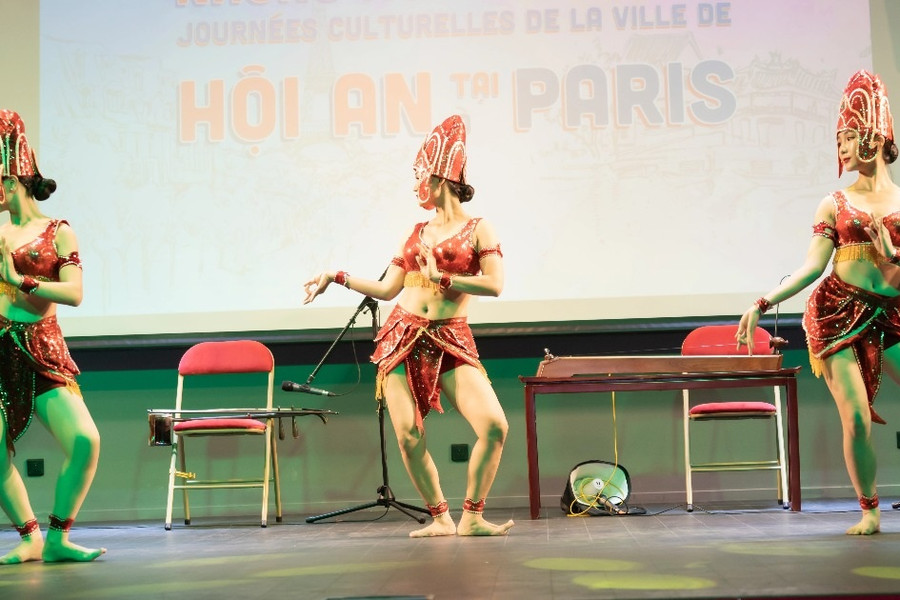 Khai mạc Những ngày văn hóa Hội An tại Paris