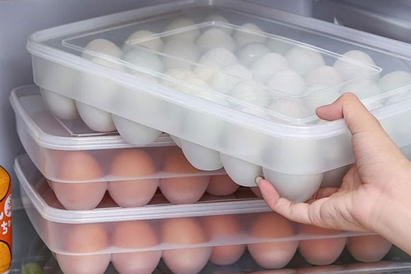 Có nên rửa trứng gà, trứng vịt trước khi cất vào tủ lạnh?