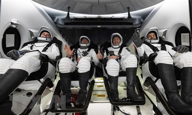 Bốn phi hành gia trở về Trái Đất an toàn sau 6 tháng làm việc trên ISS