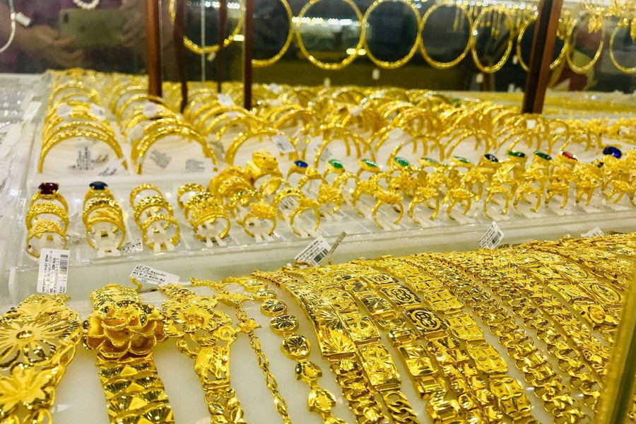 Điểm tin kinh doanh 12/9: Vàng đang chịu sức ép giảm giá