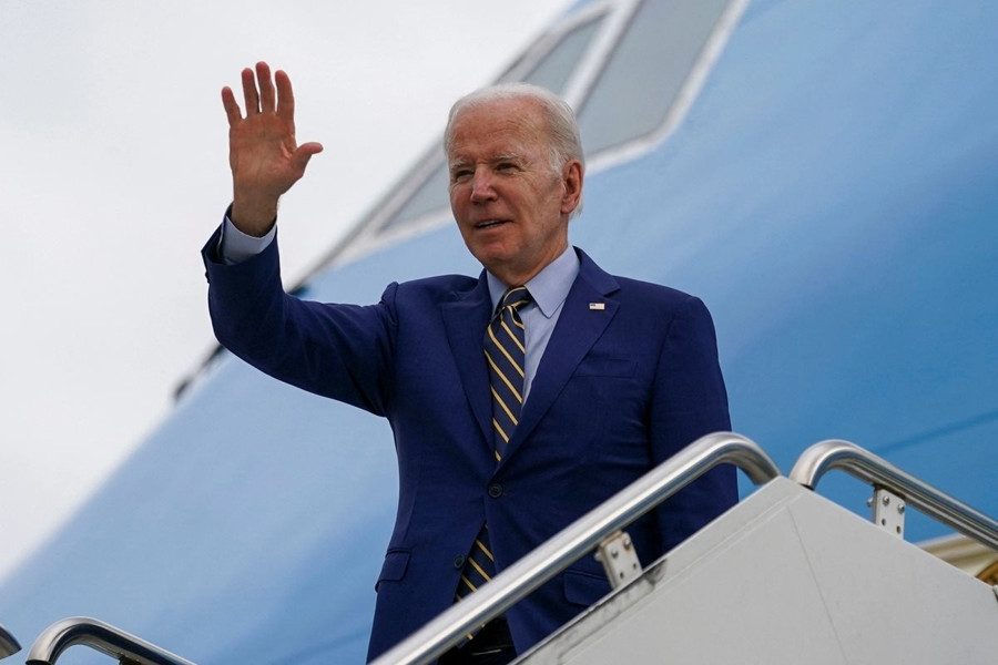  Không lực 1 chở Tổng thống Mỹ Joe Biden hạ cánh xuống sân bay Nội Bài