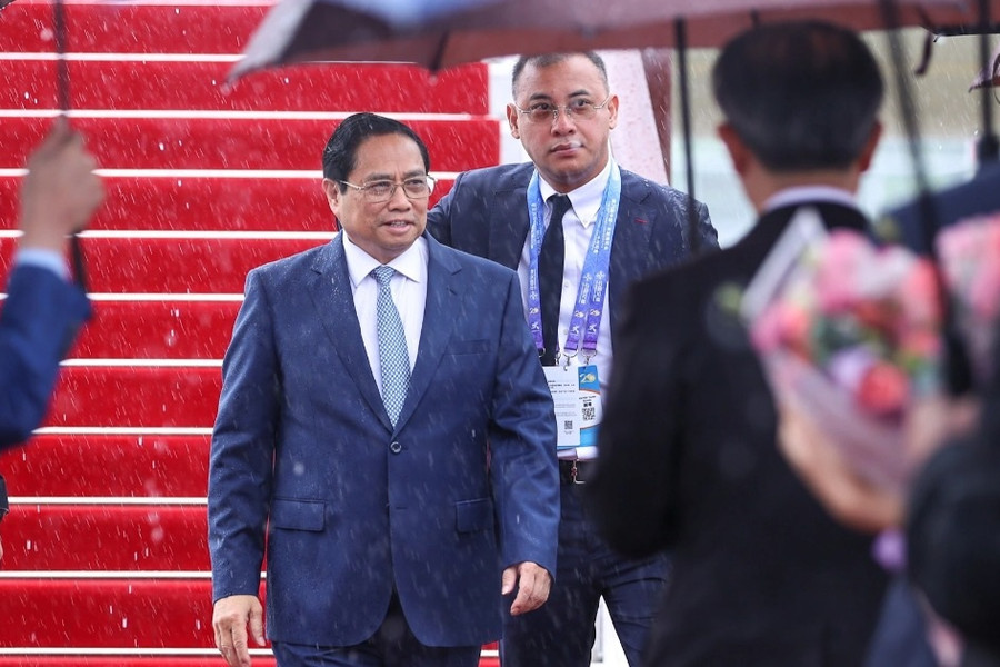 Thủ tướng đến Quảng Tây tham dự các hoạt động giữa ASEAN và Trung Quốc