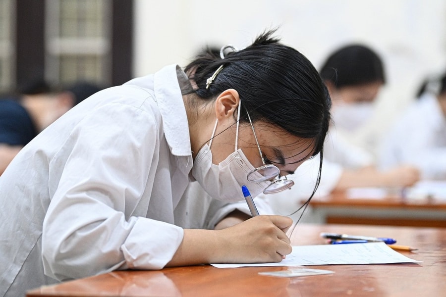 Kiểm tra học trò 'kêu bất chợt, hỏi bất chợt', nên hay không?