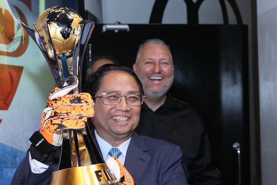Thủ tướng mong có ngày Việt Nam - Brazil gặp nhau ở chung kết World Cup