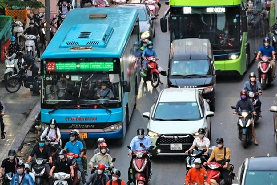 10 năm phát triển xe buýt công cộng