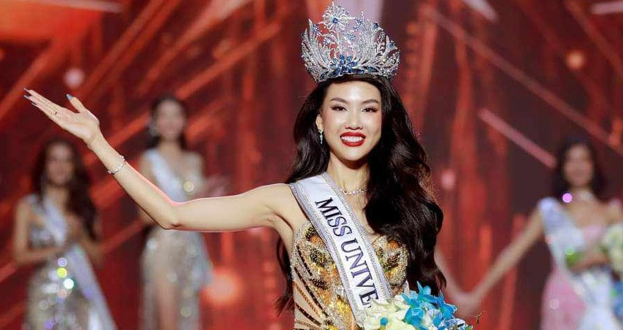 Hoa hậu Bùi Quỳnh Hoa lên tiếng về tin đồn dàn xếp kết quả