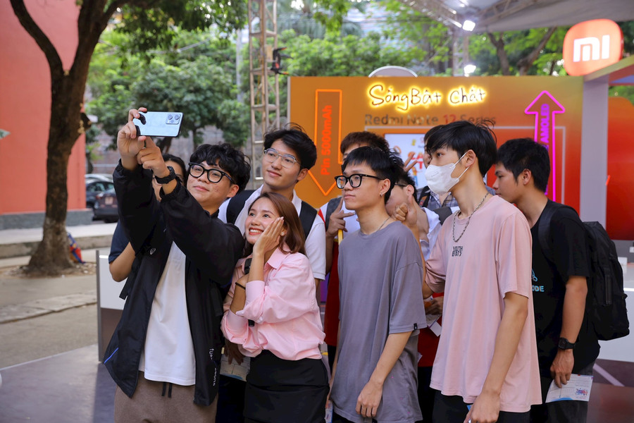 Sinh viên 20 trường đại học được trải nghiệm công nghệ Xiaomi miễn phí