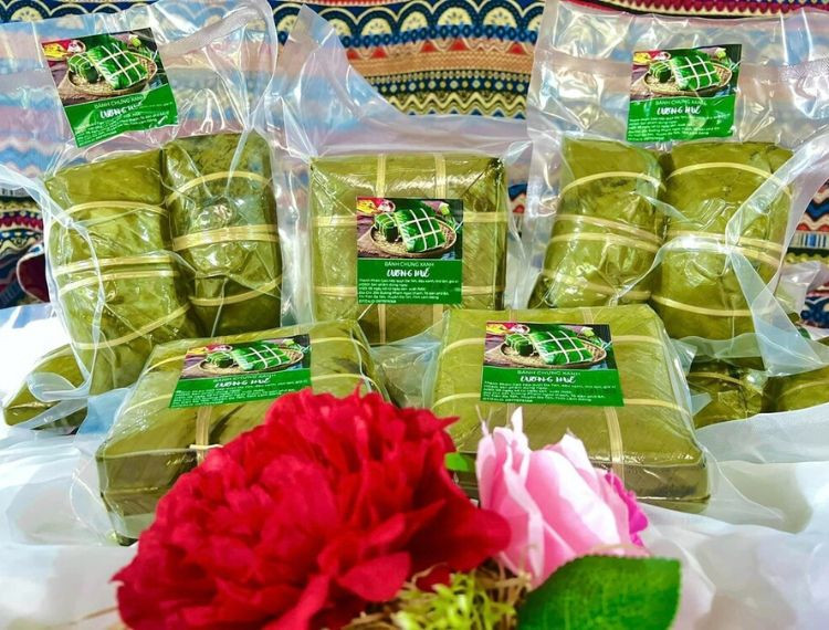 Bánh chưng xanh Nếp Quýt - Tinh hoa ẩm thực Việt Nam