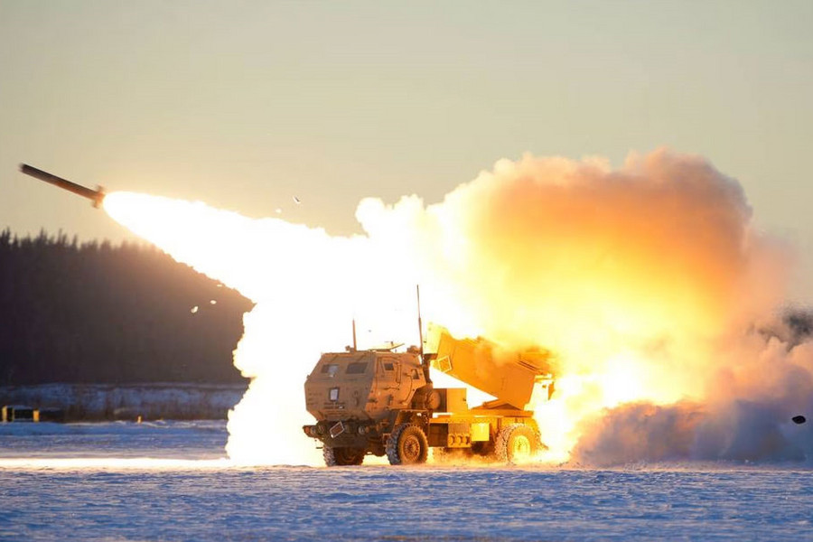 Quân sự thế giới hôm nay (28-10): Mỹ đồng ý bán 'hỏa thần' M142 HIMARS cho Latvia, Nga phóng vệ tinh quân sự vào vũ trụ