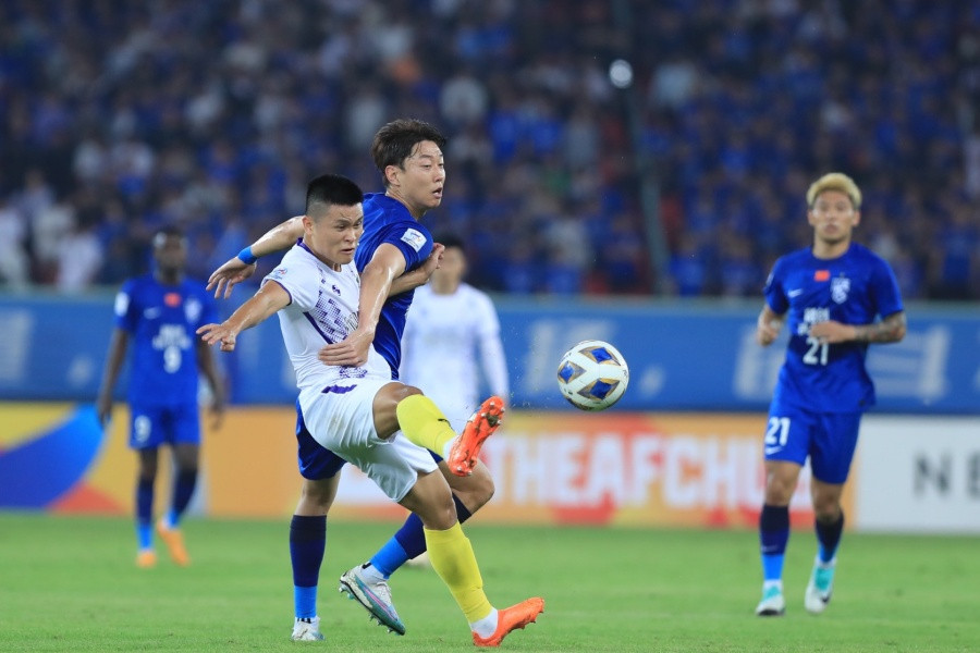 Wuhan Three Towns tự tin thắng Hà Nội FC trên sân khách