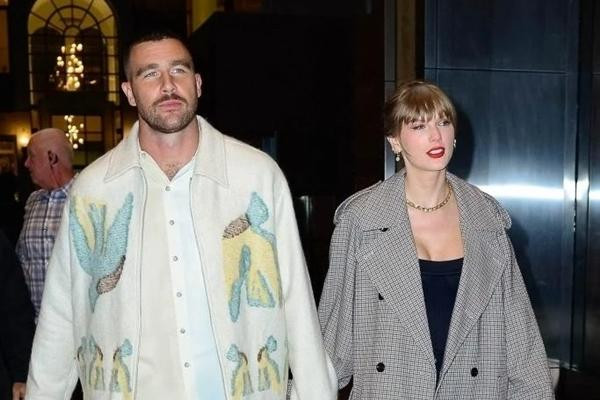 Taylor Swift dẫn bạn trai Travis Kelce ra mắt gia đình