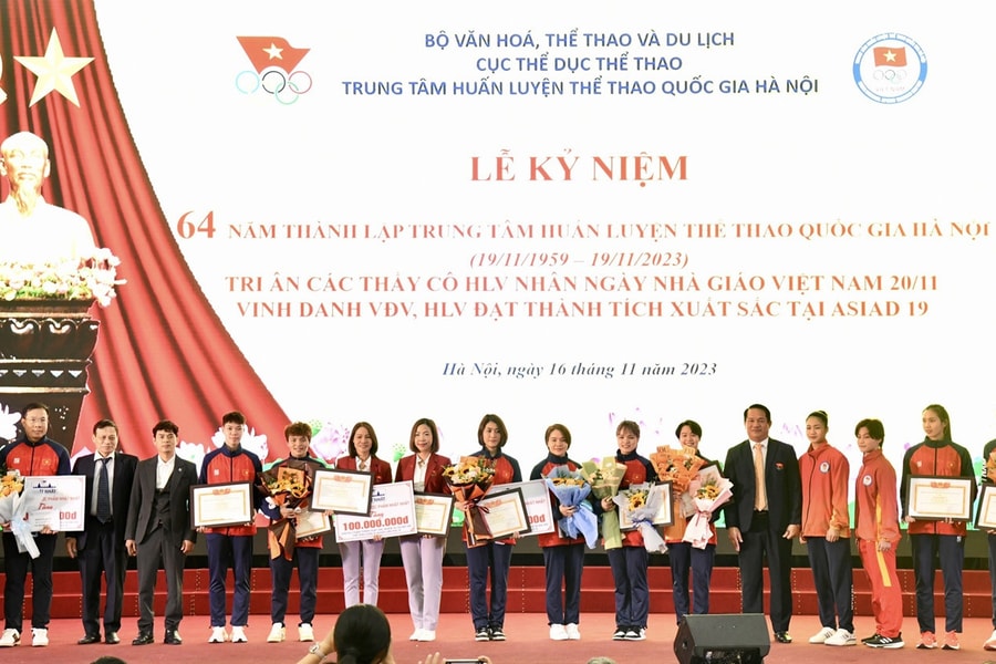 VĐV Việt Nam nhận mưa tiền thưởng sau Asiad 19