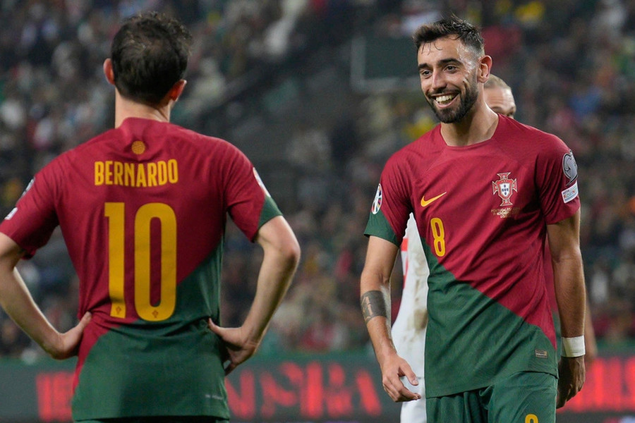 Bồ Đào Nha và Tây Ban Nha giành ngôi đầu bảng, Serbia đoạt vé dự Euro 2024