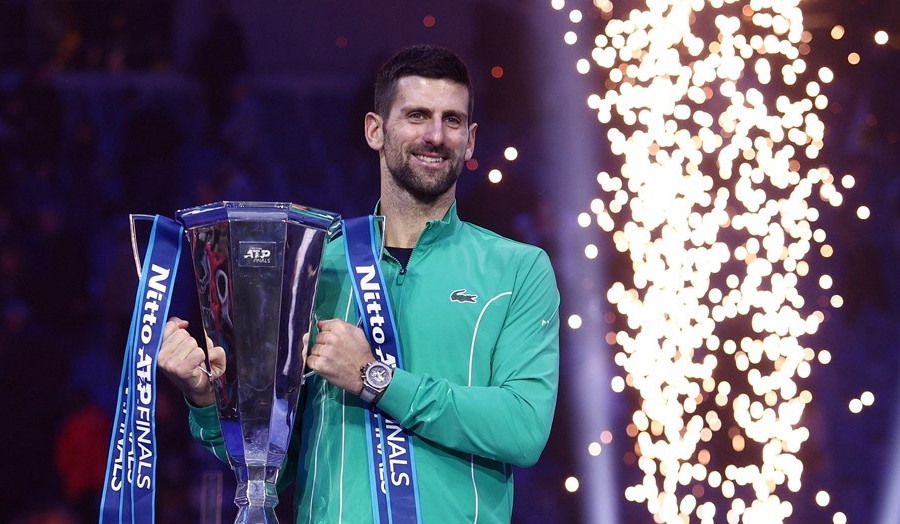 Djokovic qua mặt Federer, lập kỷ lục 7 lần vô địch ATP Finals