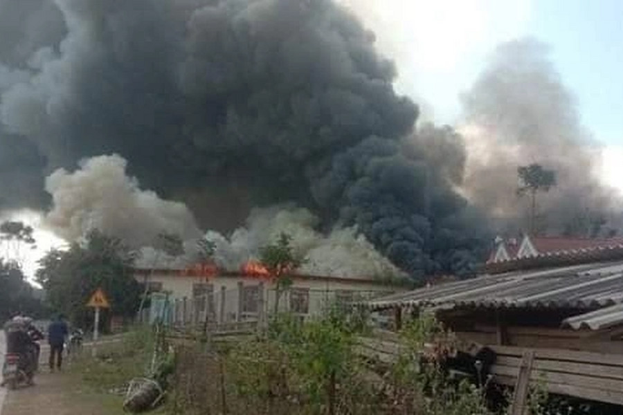 Cháy trường bán trú ở Sơn La, một học sinh lớp 9 tử vong