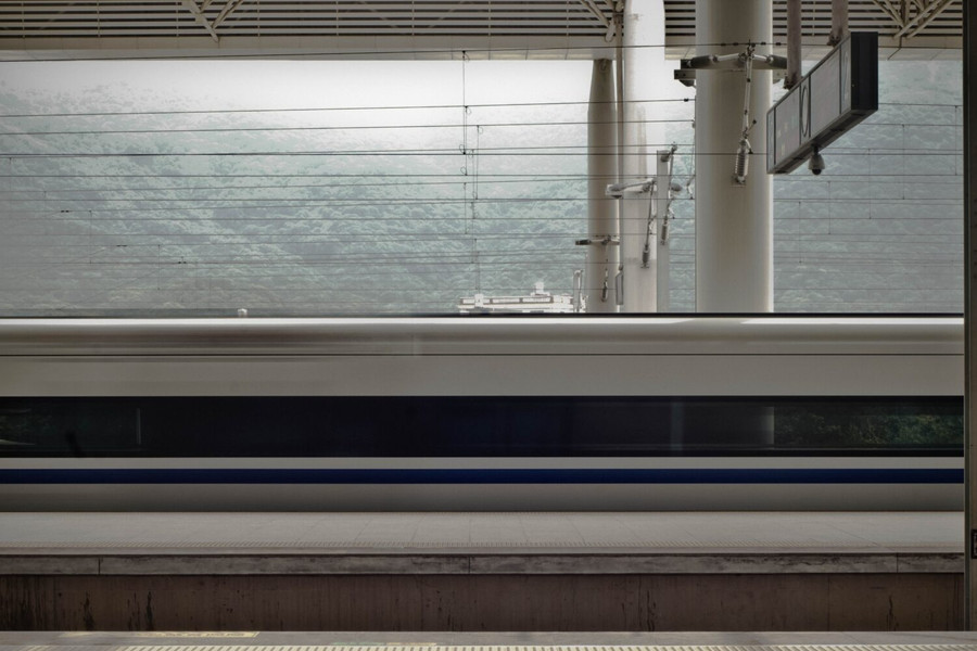 Cách mạng hóa xây dựng đường sắt cao tốc ở Trung Quốc nhờ robot thông minh