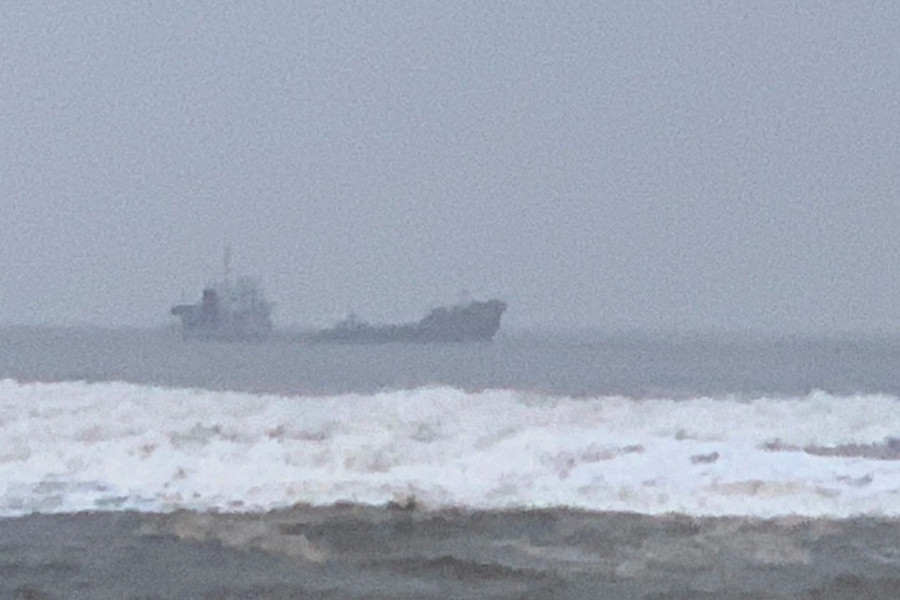 Tàu chở 1.500 tấn thép gặp sự cố ở vùng biển Quảng Nam