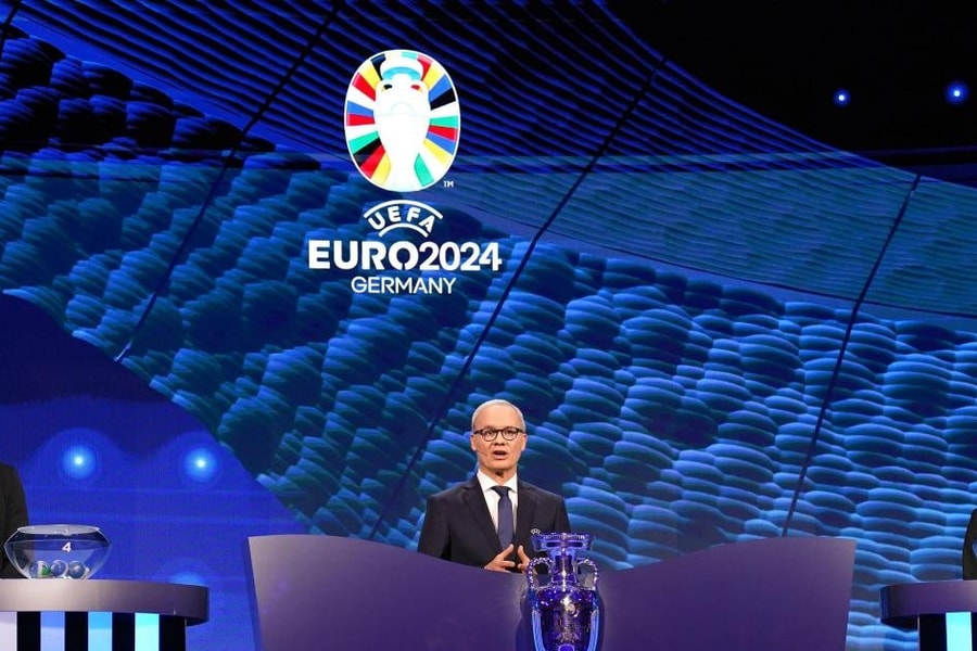 Bốc thăm VCK EURO 2024 bị gián đoạn vì tiếng động… phòng the