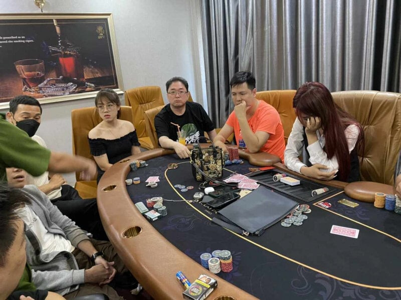 Triệt phá đường dây đánh bạc Poker trên 20 tỷ đồng ở Hà Nội