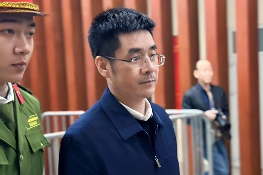Nhật ký xét xử đại án chuyến bay giải cứu: Cú 'quay xe' của Hoàng Văn Hưng