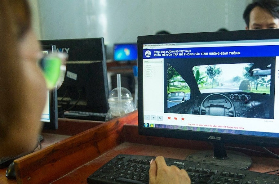 Kiến nghị bỏ phần thi mô phỏng lái ô tô, Cục Đường bộ Việt Nam nói gì?