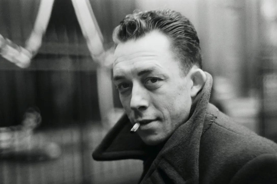 Ngày 4/1 năm xưa: Albert Camus qua đời vì tai nạn giao thông; Cha đẻ của hệ thống chữ nổi Braille ra đời