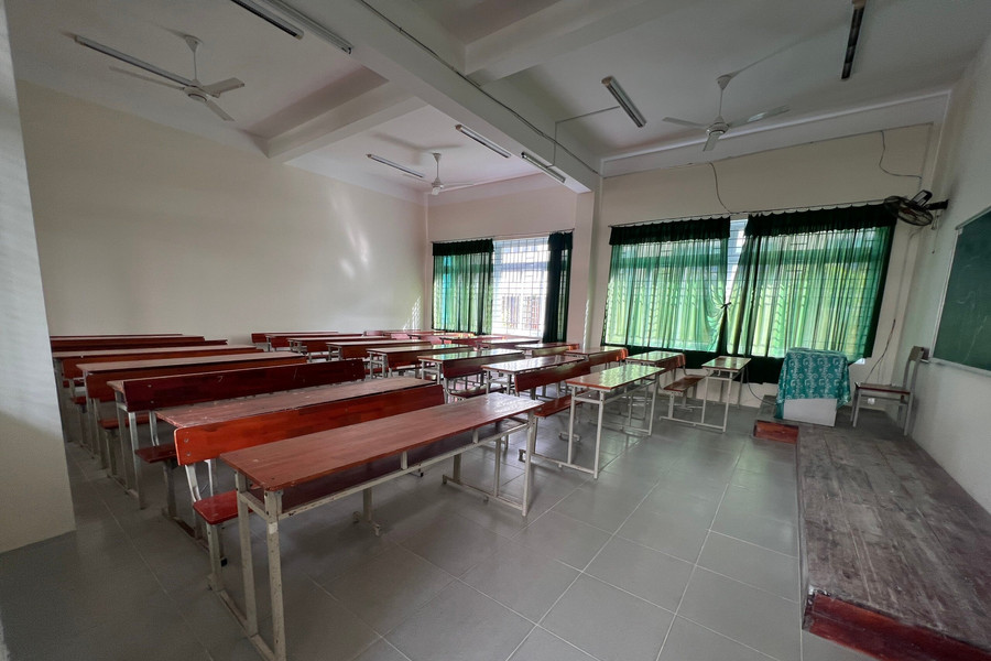 Trường CĐ Y tế Quảng Nam nợ lương 6 tháng: Cán bộ, giảng viên quay lại làm việc