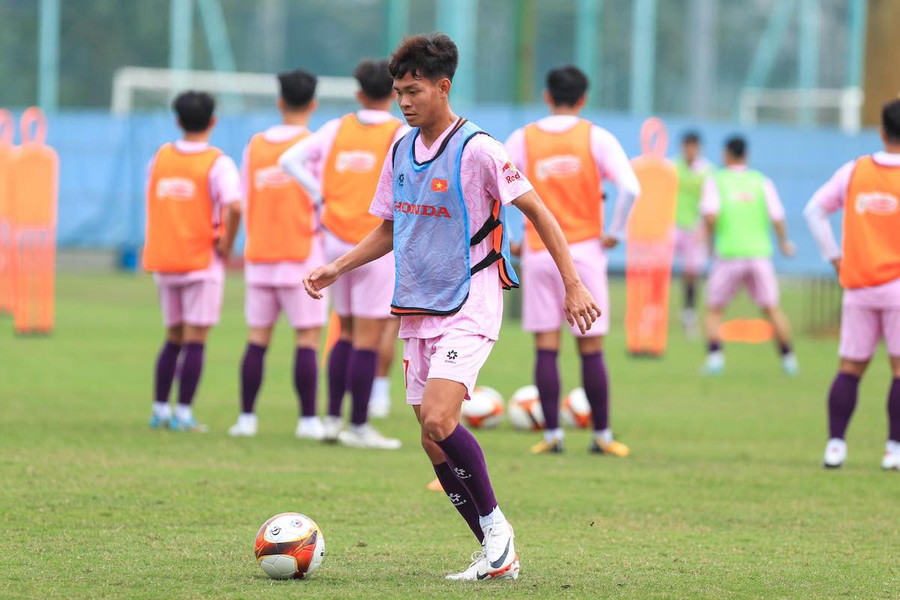 Cầu thủ U23 khó tạo sự khác biệt ở tuyển Việt Nam