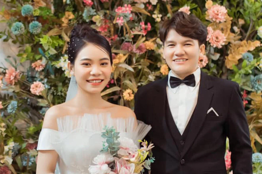 Nữ tuyển thủ ĐTQG Việt Nam cưới bạn gái