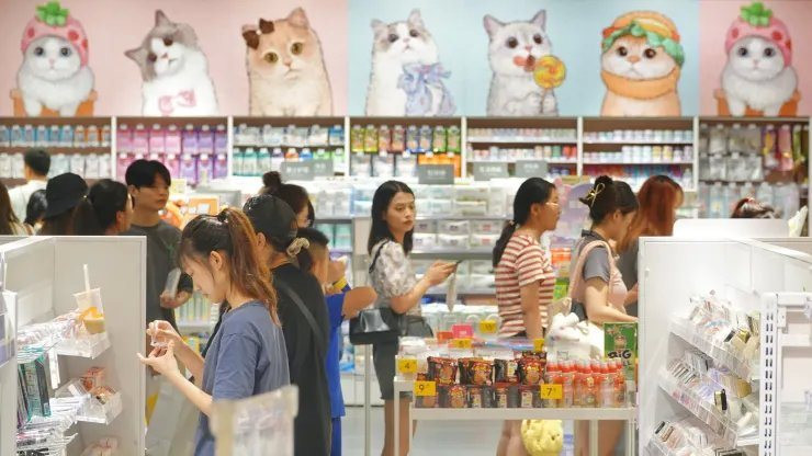 Trung Quốc: Khi giới trẻ thích shopping dưới... tầng hầm