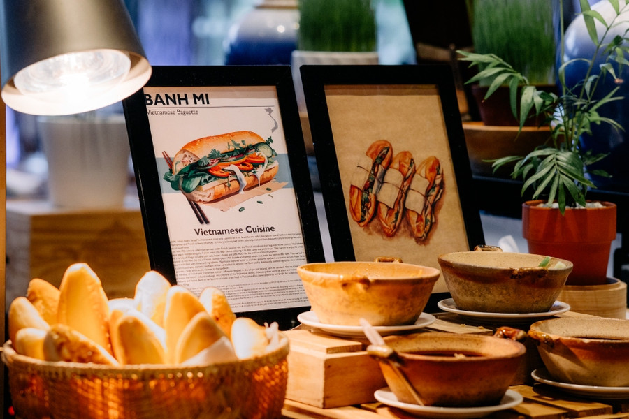 Bánh mì Sài Gòn -  trải nghiệm ẩm thực được yêu thích ở Radisson Blu Resort Cam Ranh