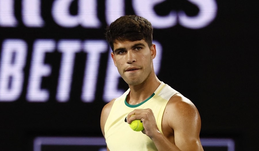 Carlos Alcaraz ra quân thuận lợi tại Australian Open 2024