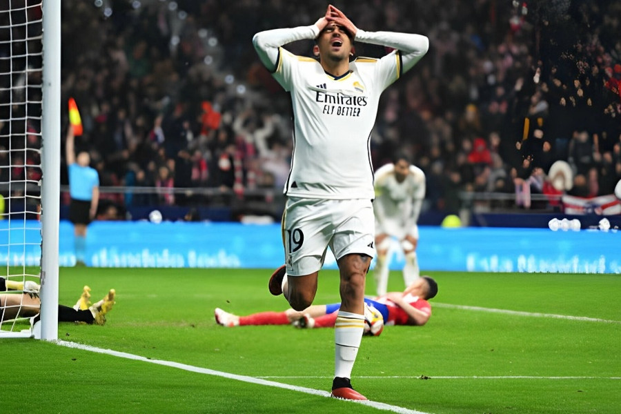 Real Madrid gục ngã trước Atletico, Barcelona vào tứ kết Cúp Nhà vua
