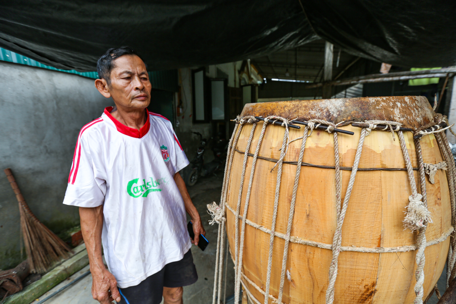 Làng làm trống cổ truyền đứng trước nỗi lo 'mất Tết'