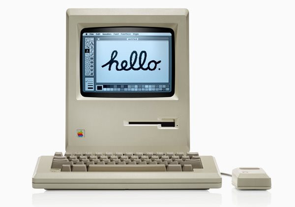 Ngày này 40 năm trước, Steve Jobs giới thiệu chiếc máy tính Macintosh đầu tiên