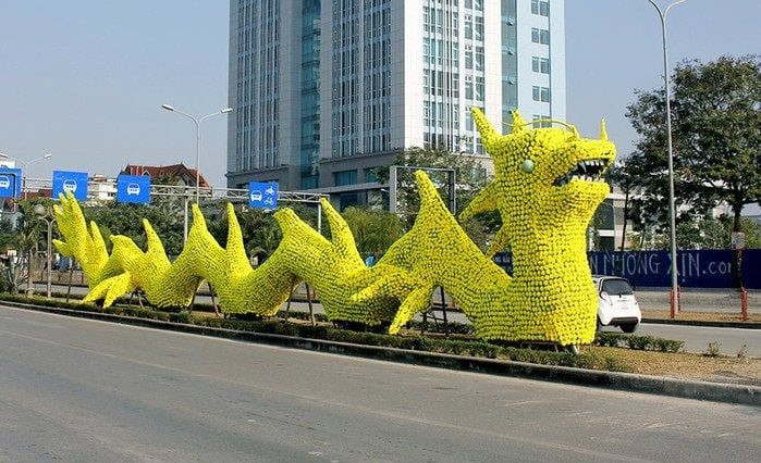 'Cười nội thương' với loạt ảnh linh vật từng xuất hiện tại Việt Nam