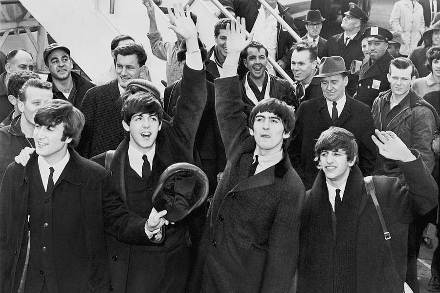 Ngày 7/2 năm xưa: The Beatles lần đầu đến Mỹ, khởi đầu ‘cuộc xâm lăng của nước Anh’
