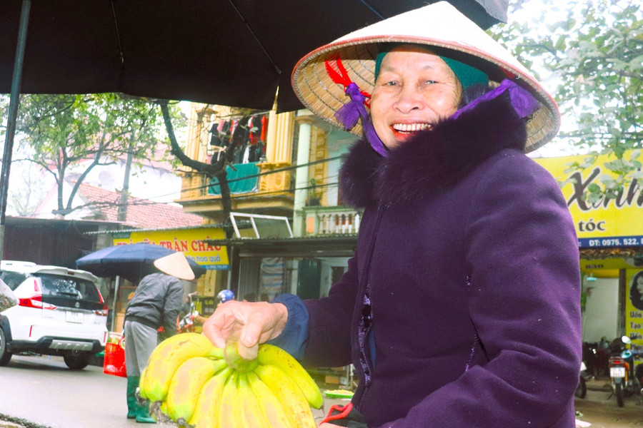 28 Tết dạo phiên chợ quê, cả tuổi thơ chợt ùa về