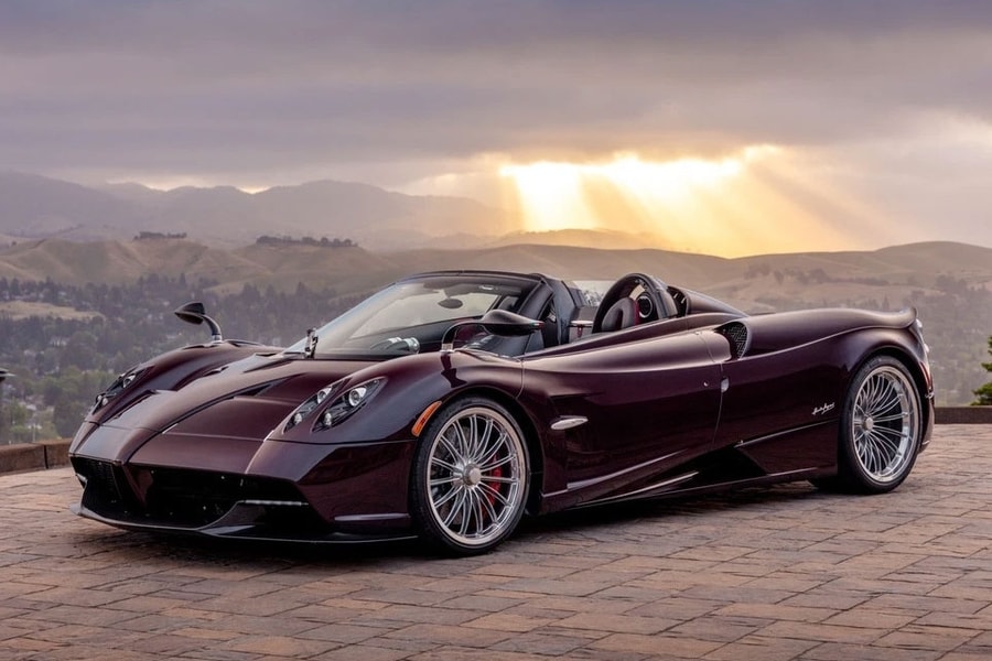 Chiếc siêu xe Pagani Huayra Roadster đặc biệt đã lăn bánh 68.000km