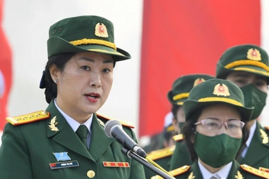 Quân đội hướng tới bỏ chiếc mũ mềm của nữ sĩ quan