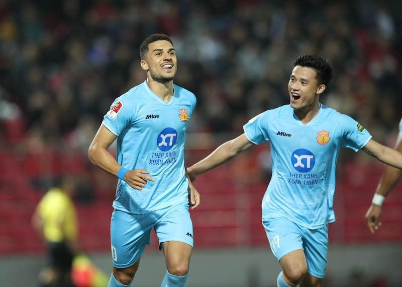 Đánh bại Hải Phòng, Nam Định tăng tốc trong cuộc đua vô địch V.League 2023-2024