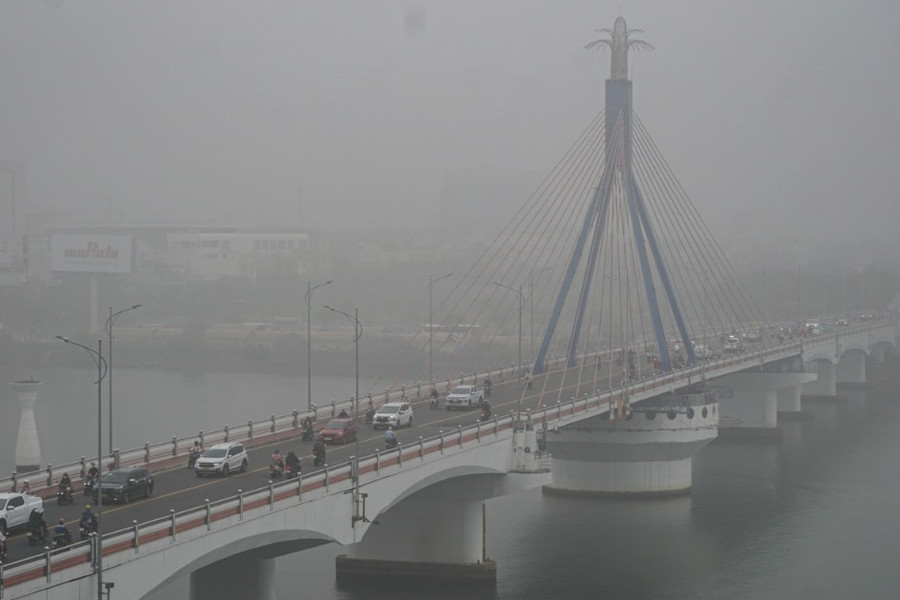 Sương mù bao phủ thành phố Đà Nẵng