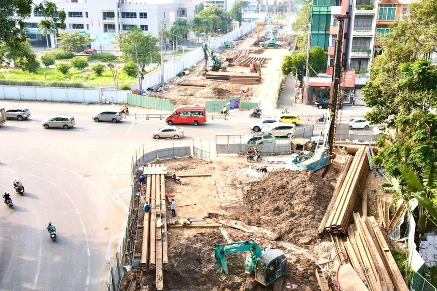 Lắp 2 cầu vượt tạm ở cửa ngõ Tân Sơn Nhất