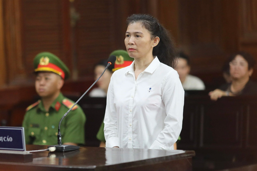 Xúc phạm đời tư Nguyễn Phương Hằng, Hàn Ni bị đề nghị 18 - 24 tháng tù