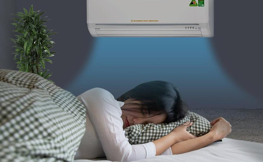 Ngủ máy lạnh sai cách có thể gây đau nhức xương khớp