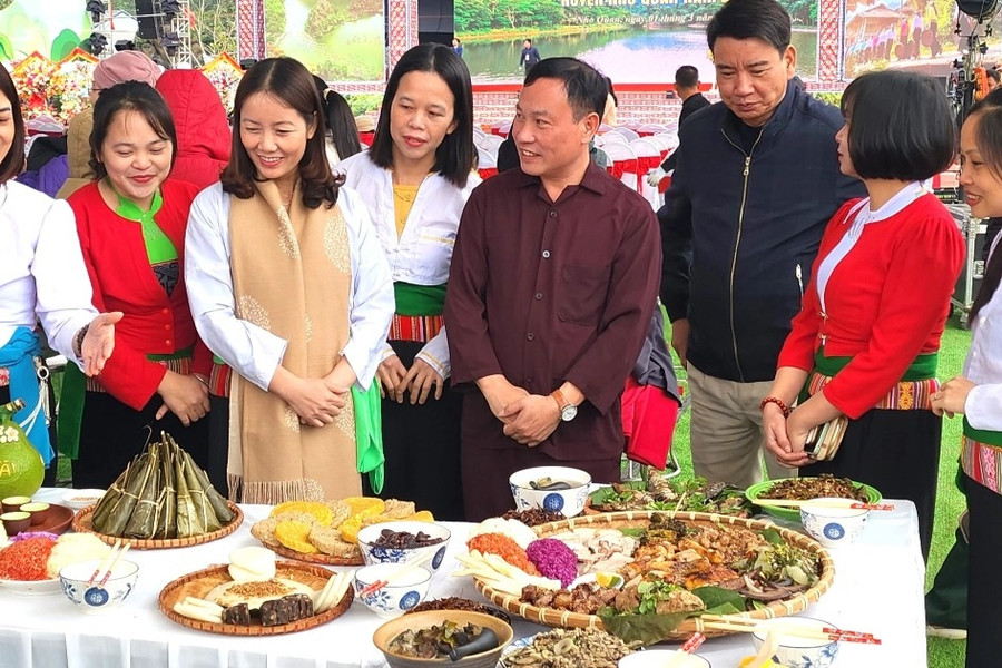 'Miền đất cổ' rộn ràng ngày hội văn hóa thể thao các dân tộc