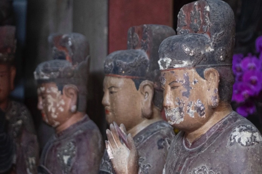 Hình ảnh Bảo vật quốc gia tại chùa Tây Phương xuống cấp nghiêm trọng