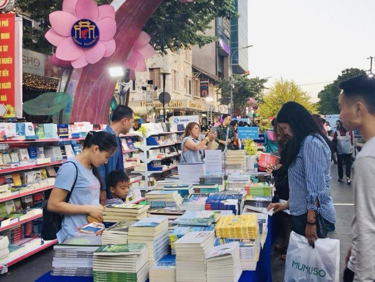 Hội sách xuyên Việt: Góp sách xây dựng ước mơ
