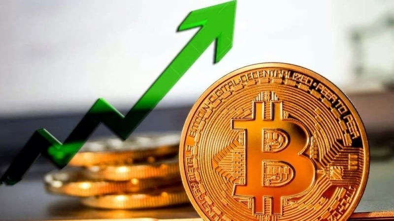 Bitcoin tăng giá kỷ lục: Dẫn dắt hay làm lạc hướng?