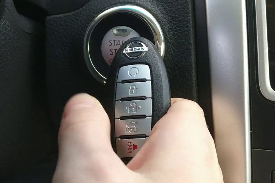 Chìa khóa ô tô hết pin, vẫn có thể mở khóa và khởi động xe nếu làm theo cách sau